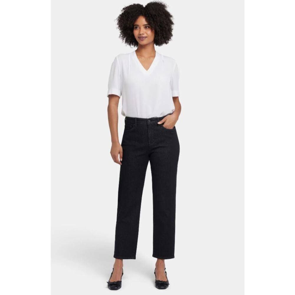 NWT! NYDJ Boyfriend Vintage Black Ankle Crop Jean 14